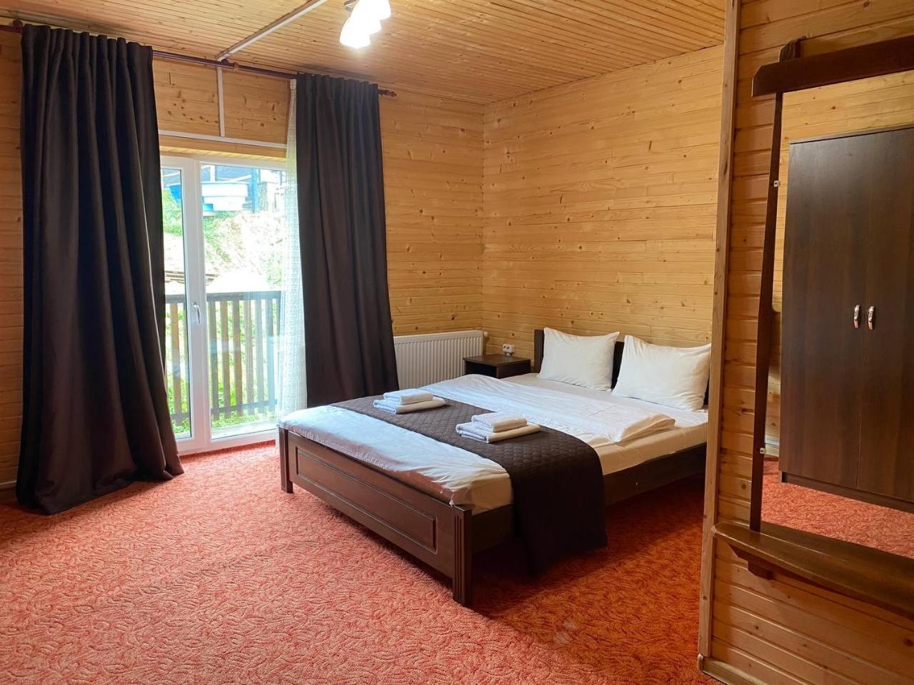 FORREST hotel Boekovel Buitenkant foto
